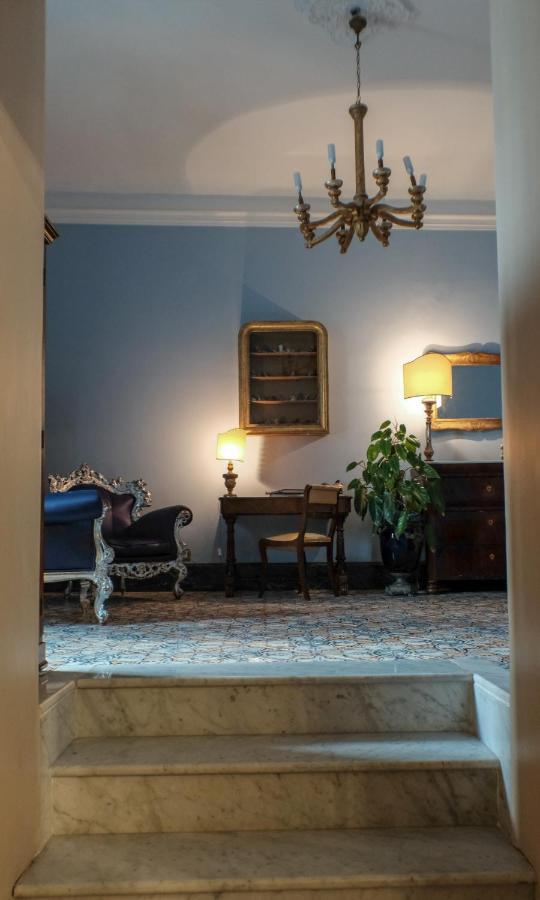 Donna Guia Suite Palermo Exterior photo